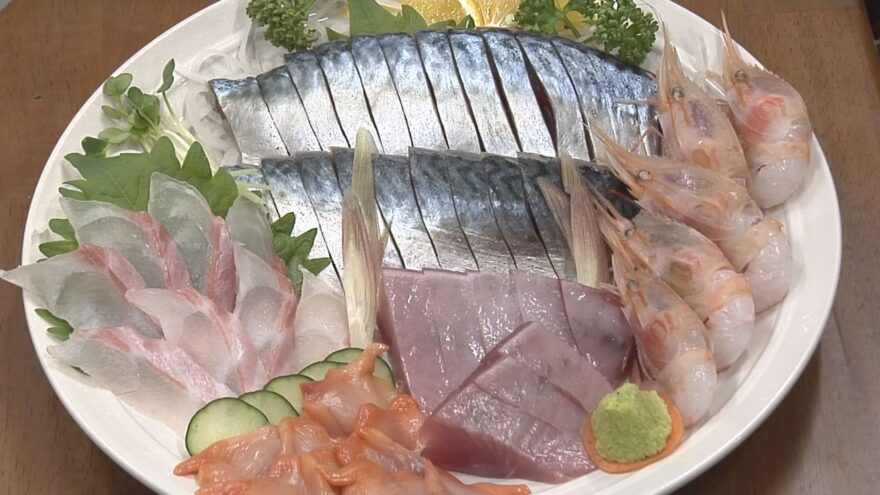 昼と夜2つの顔を持つ魚屋さん