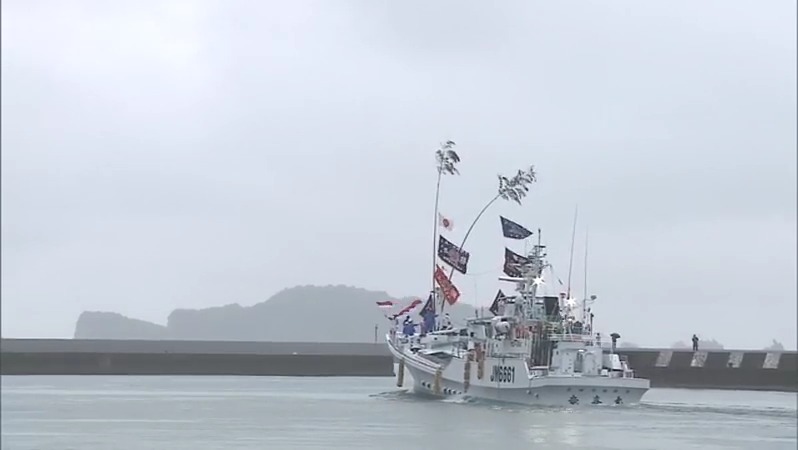 漁獲量日本一　日南市で近海カツオ一本釣り漁船が今シーズン初出港